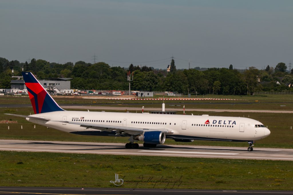 Delta Air Lines
DL91
DUS-ATL